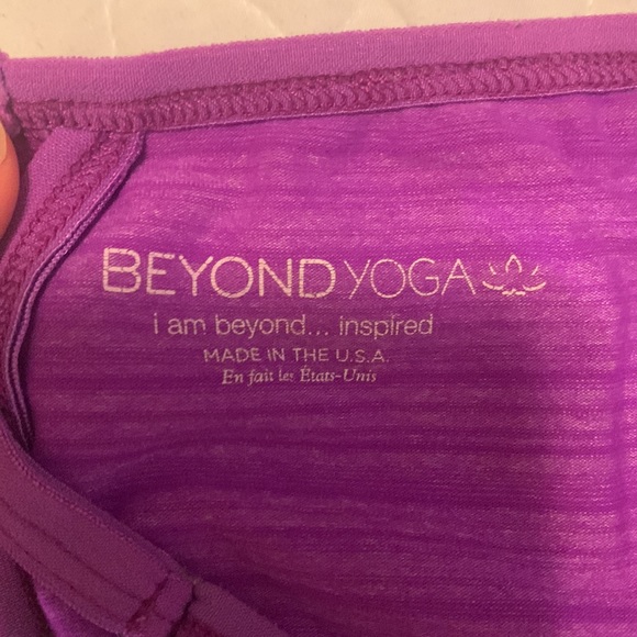 Beyond yoga scrappy back top - Picture 3 of 3